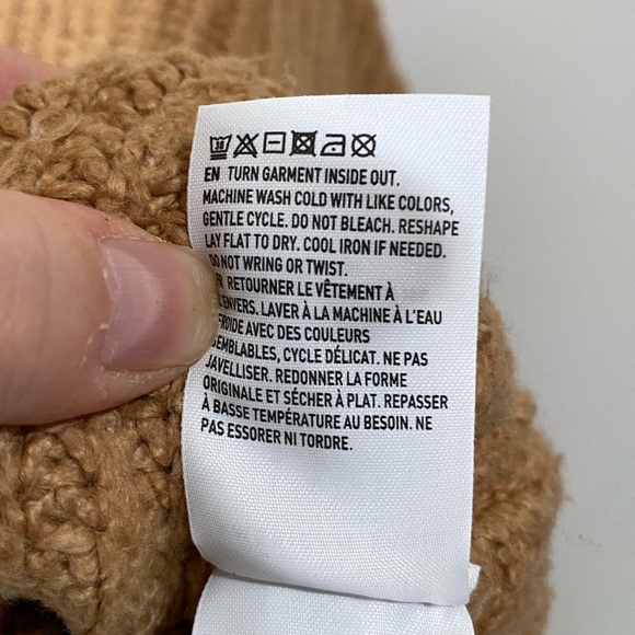 AE Heritage Cozy Sweater in Tan with White Stripes Crop Length Size Large - Picture 7 of 8